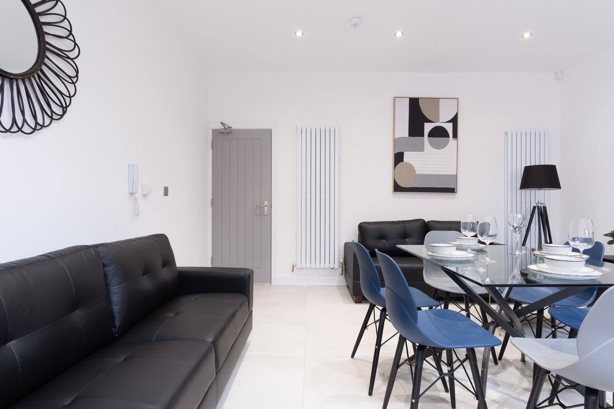 6 bedroom house on Eastbourne Street, Monks Road, Lincoln