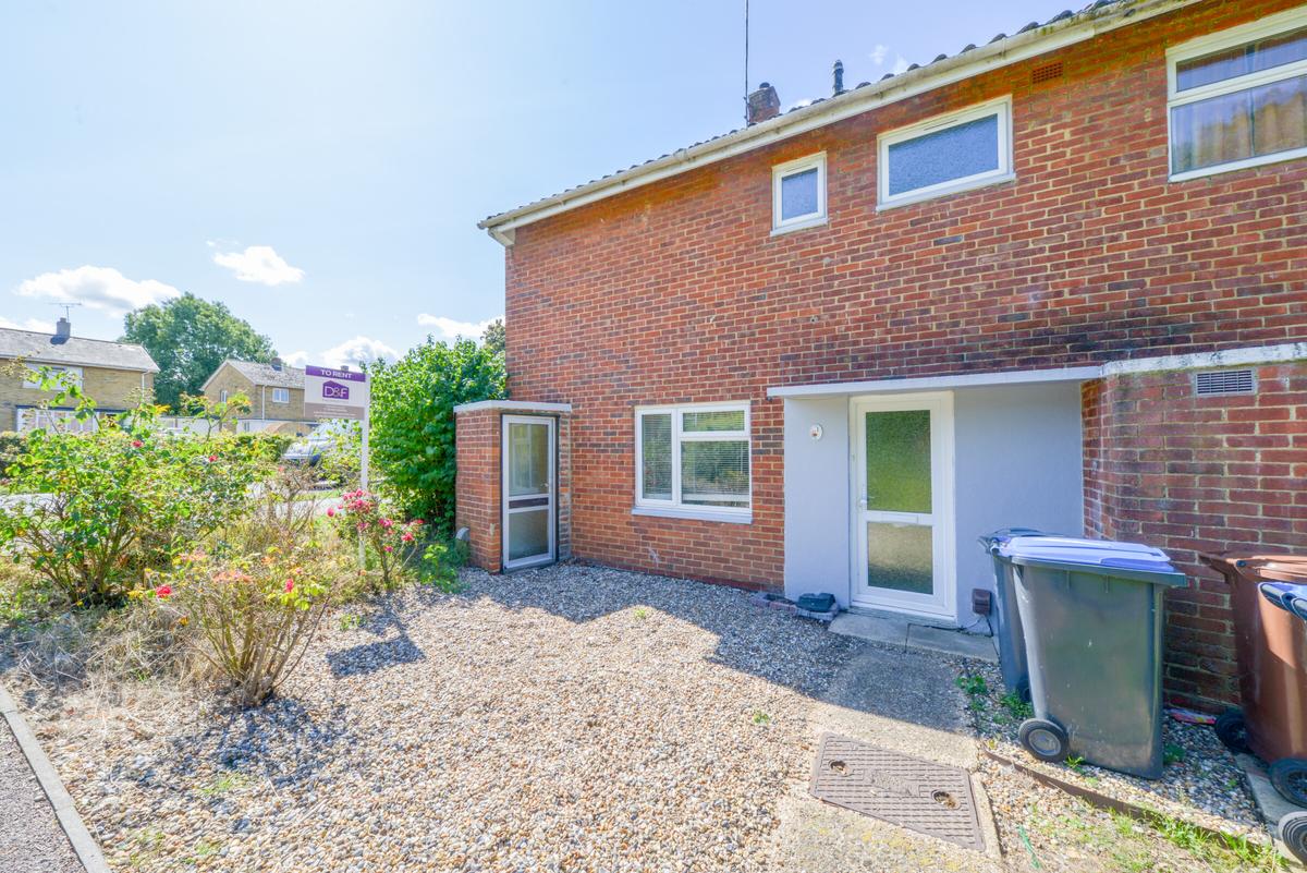 4 bedroom house for rent Pond Croft, Hertfordshire, AL10 0RY UniHomes