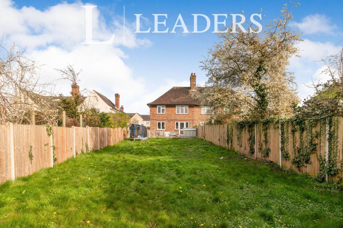 3 bedroom house for rent Laburnum Grove Surrey, KT3 3LQ UniHomes