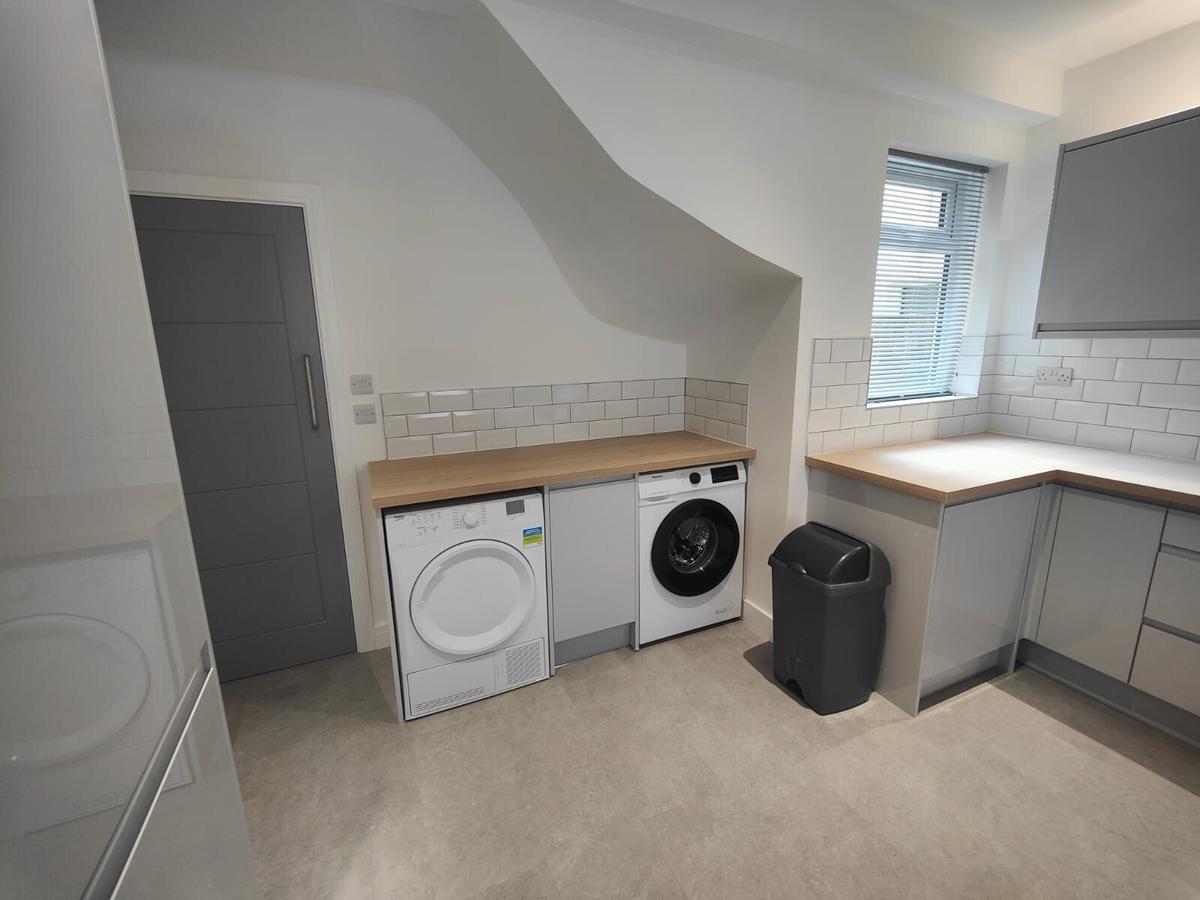 7 bedroom house for rent Hudson Road, Portsmouth, PO5 1HB UniHomes