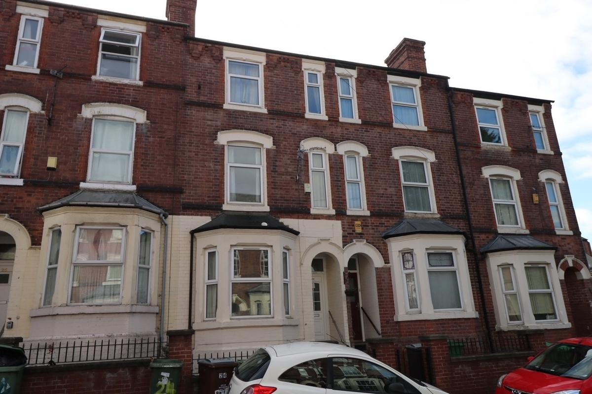 4 bedroom house on Belper Road, Forest Fields, Nottingham