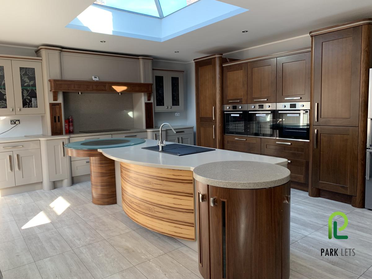9 bedroom house on Cavendish Place, Jesmond, Newcastle