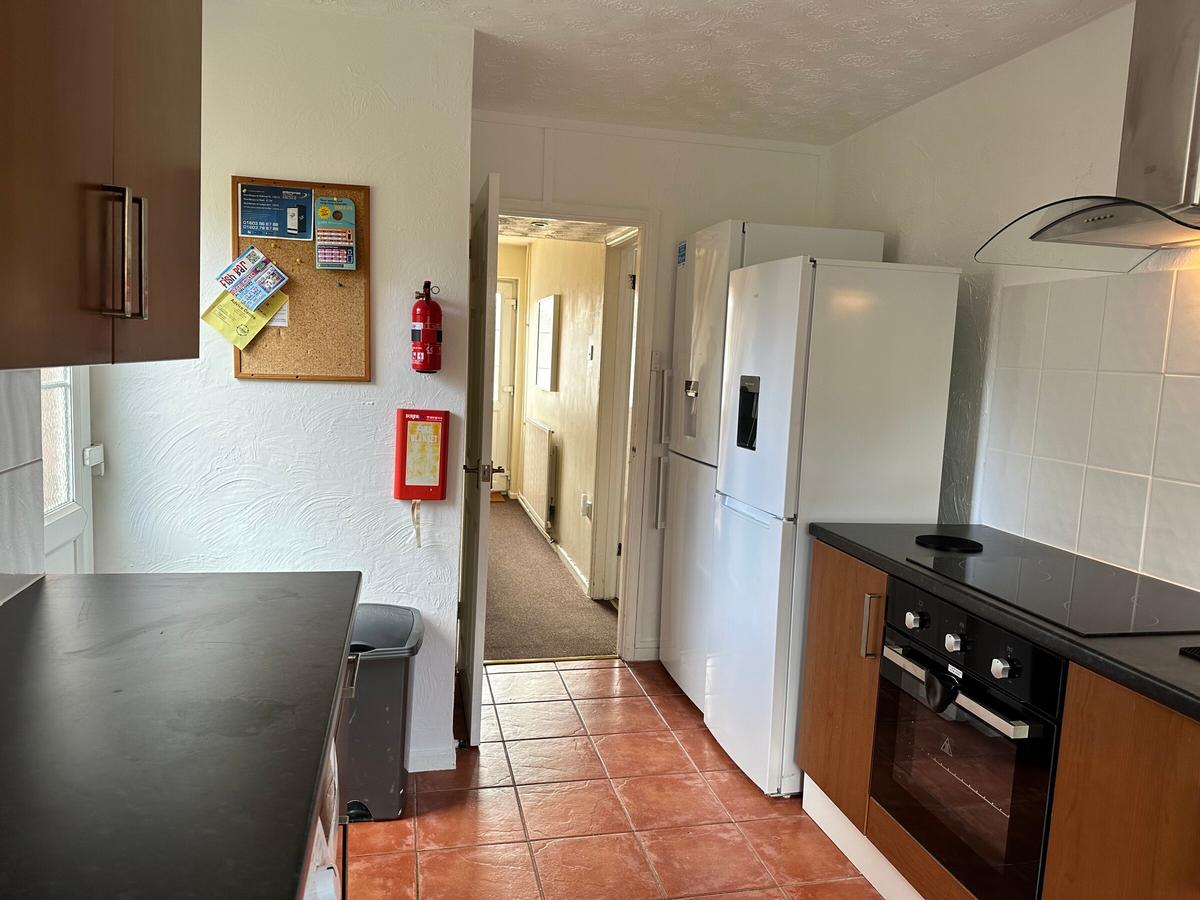 6 bedroom house for rent Holworthy Road Norwich, NR5 9DG UniHomes