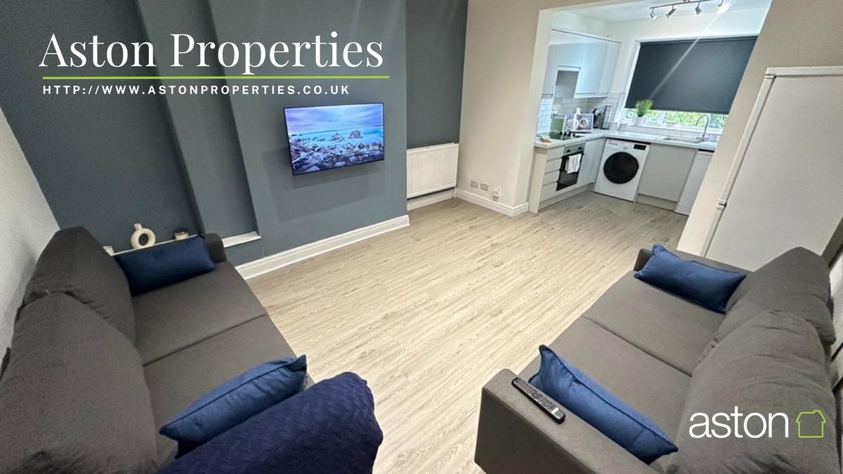 5 bedroom house on Headingley Crescent, Headingley, Leeds