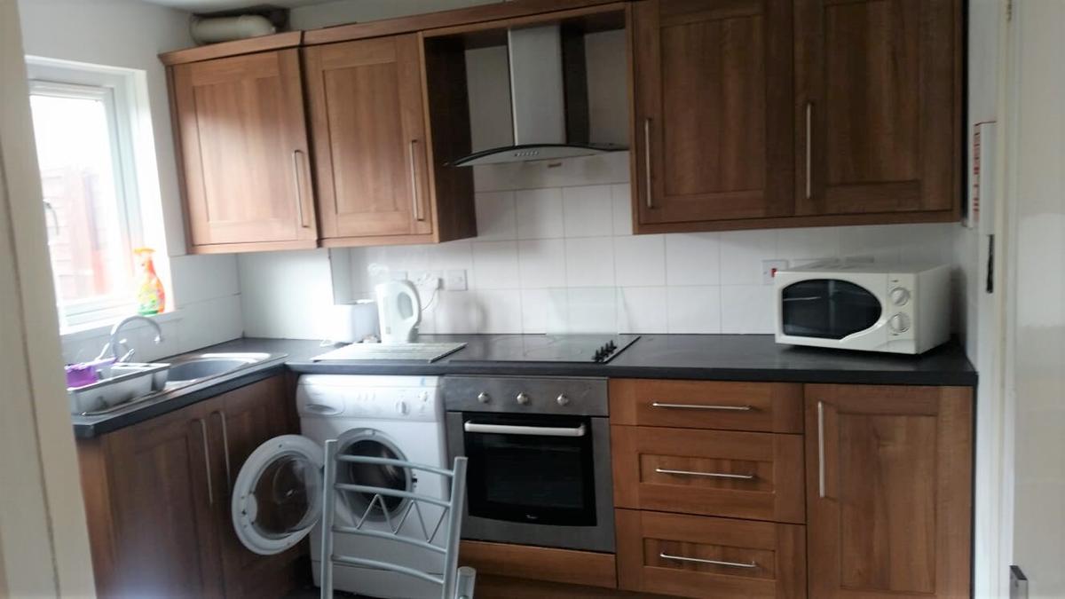 3 bedroom house for rent Bath Road, Portsmouth, PO4 0HX UniHomes