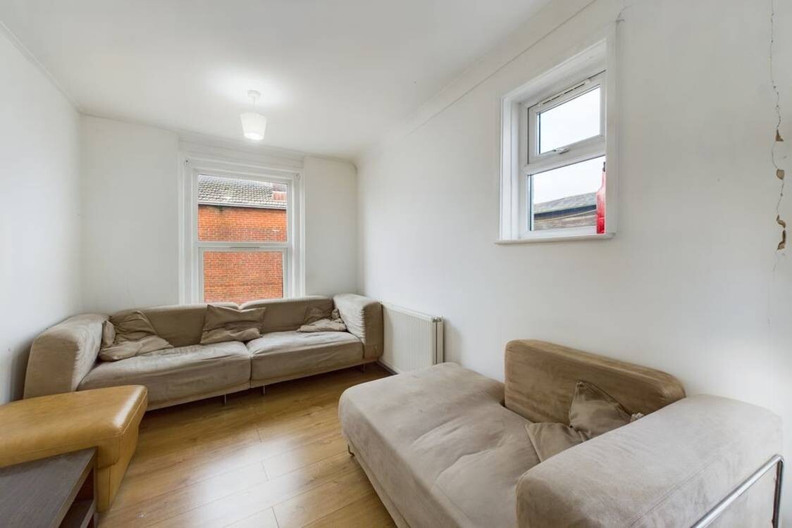 5 bedroom house for rent Milton Road Southampton, SO15 2JD UniHomes