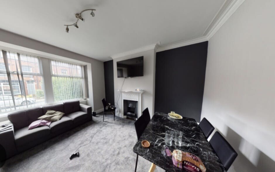 6 bedroom house for rent Headingley Avenue, Leeds, LS6 3ER UniHomes