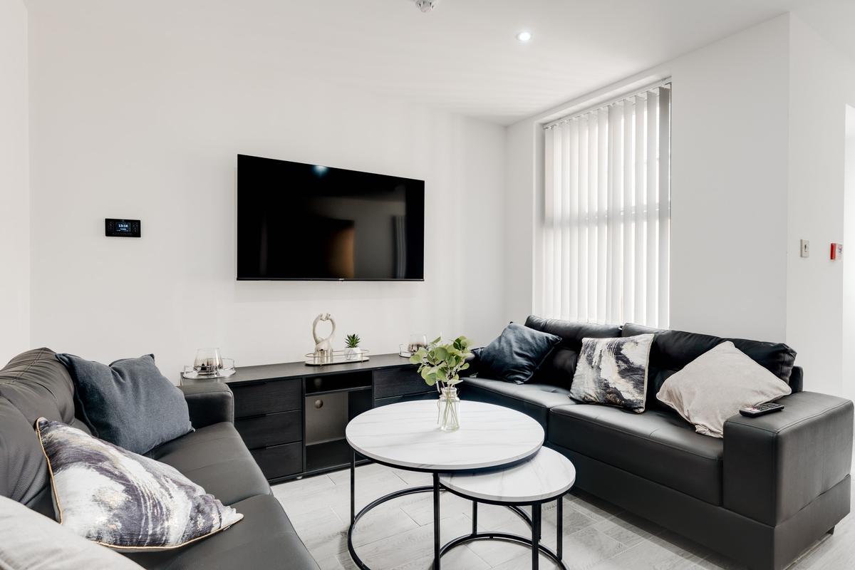 6 bedroom house on Liscard Road, Wavertree, Liverpool