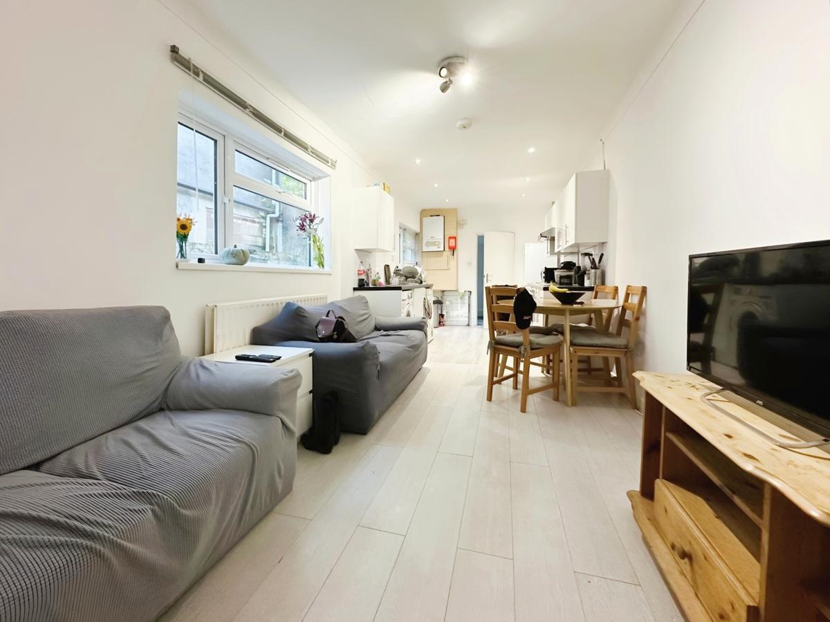 5 bedroom house for rent Milton Road, Southampton, SO15 2HR UniHomes