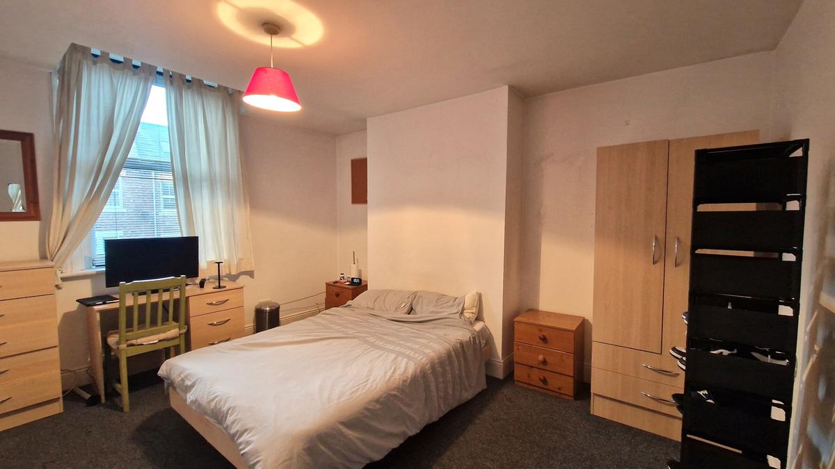 5 bedroom house for rent Roxburgh Place, Newcastle, NE6 5HU UniHomes