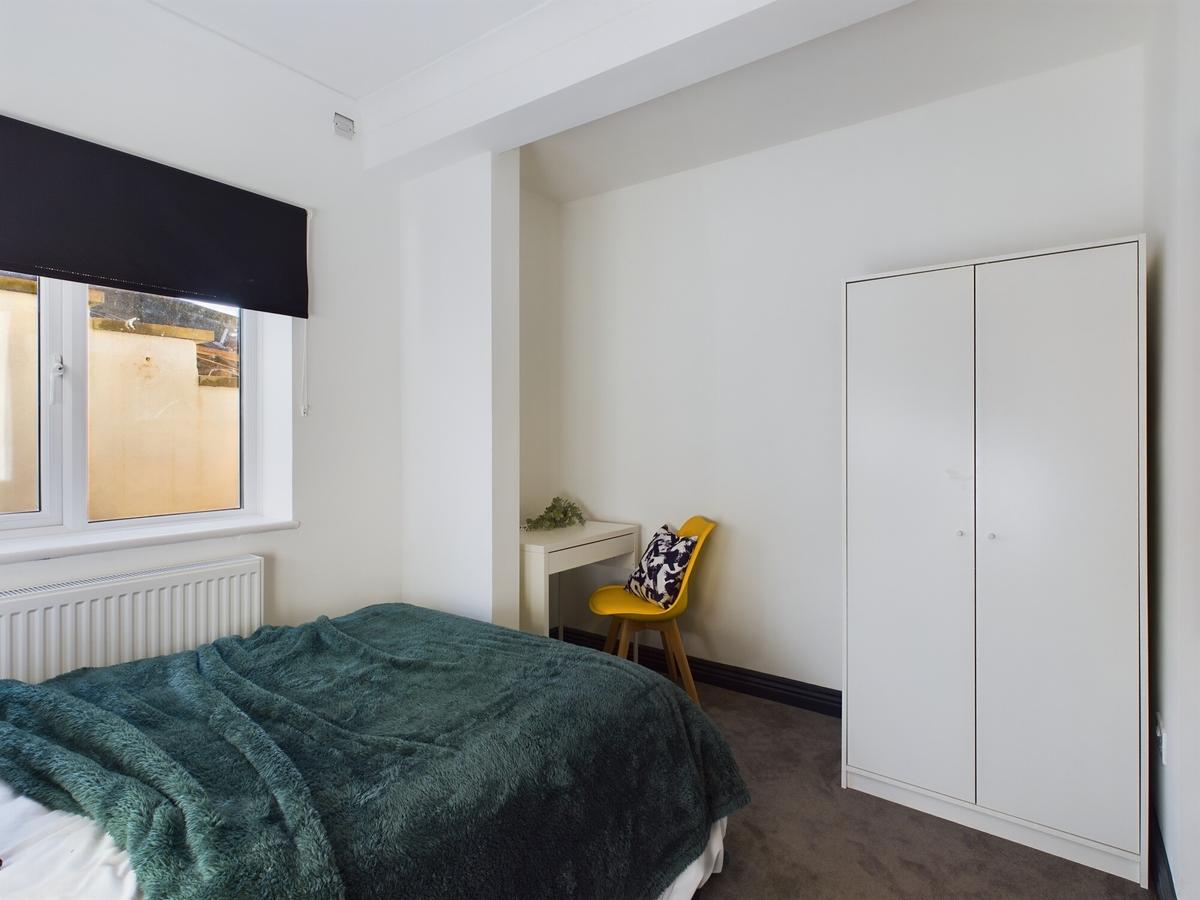 6 bedroom house for rent Monks Park Avenue, Bristol, BS7 0UN UniHomes