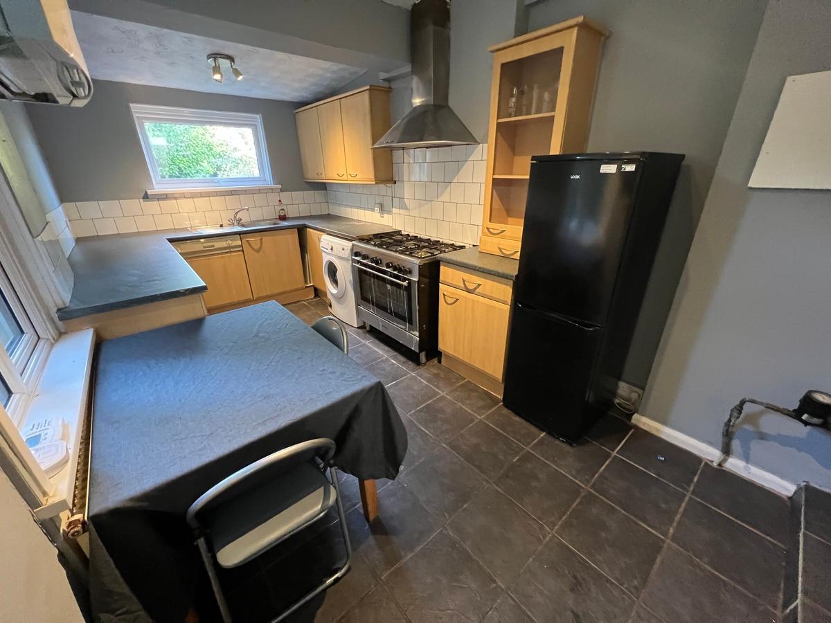 3 bedroom house for rent Rhymney Street, Cardiff, CF24 4DG UniHomes