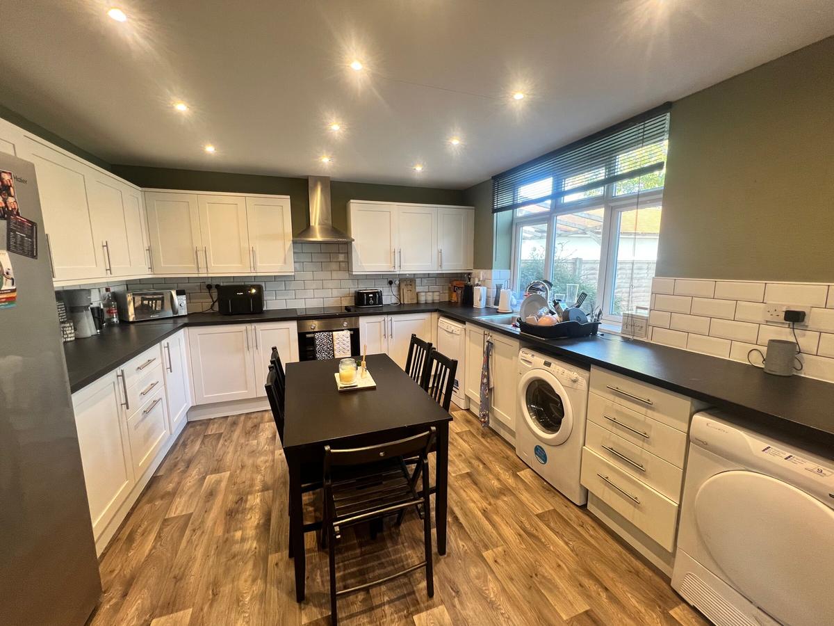 5 bedroom house on Becketts Park Crescent, Headingley, Leeds