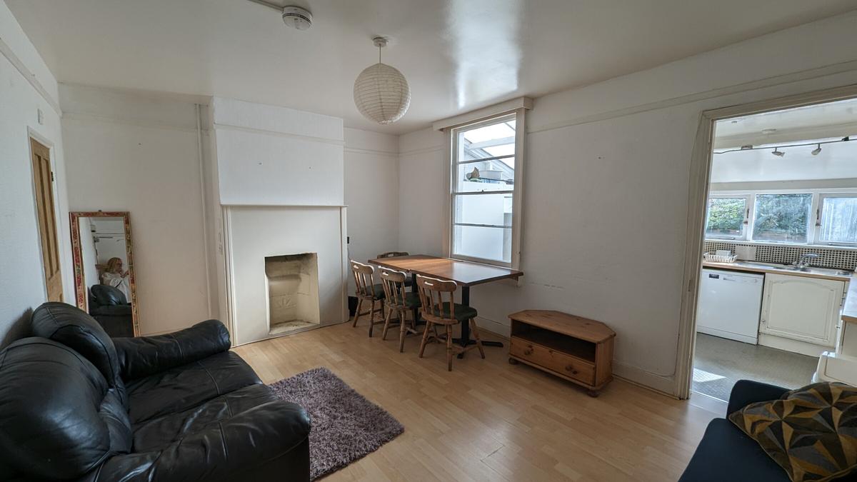 5 bedroom house for rent Brook Road, Bath, BA2 3RS UniHomes