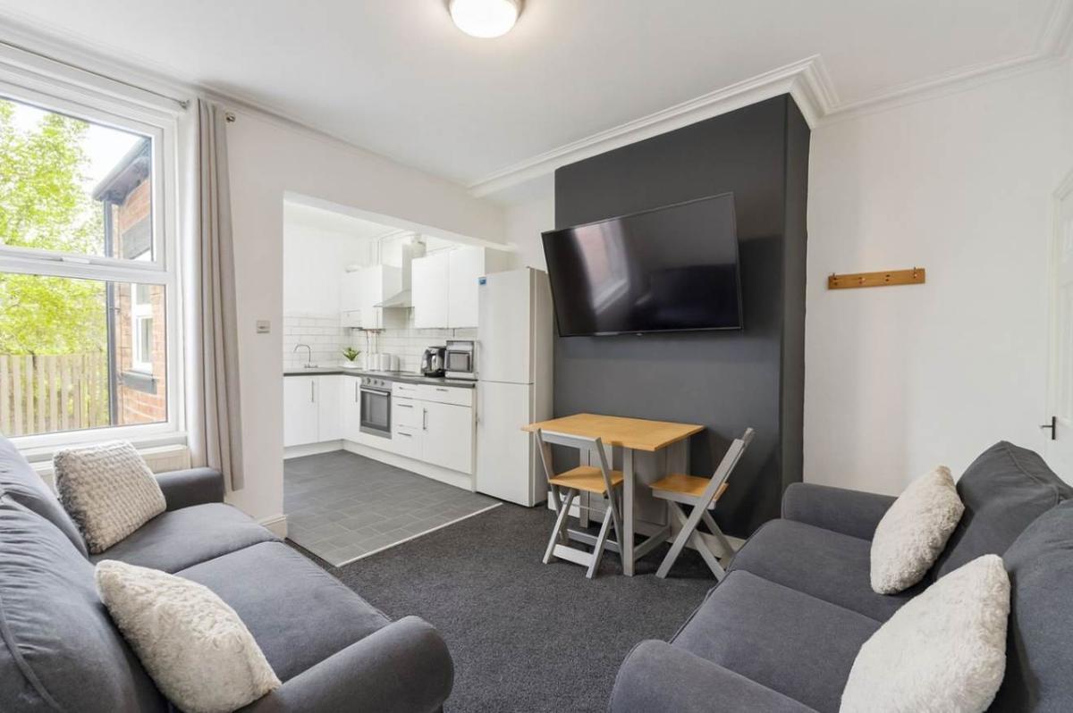 3 bedroom house on Clementson Road, Crookes, Sheffield