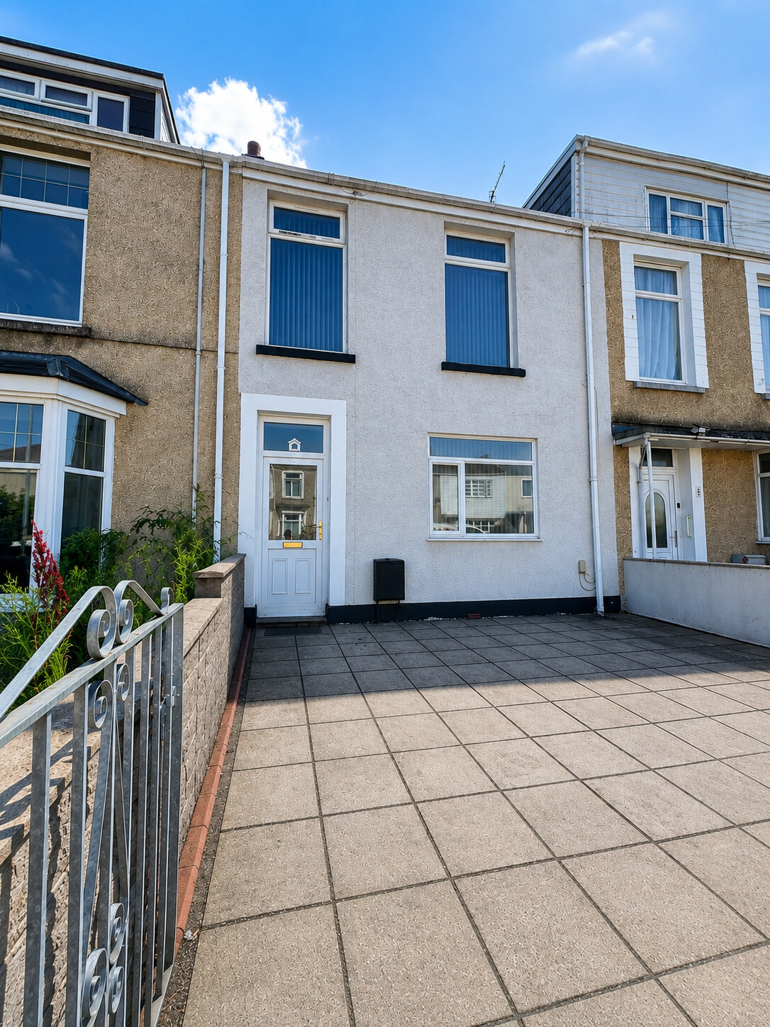 4 bedroom house on Brunswick Street, Brynmill, Swansea