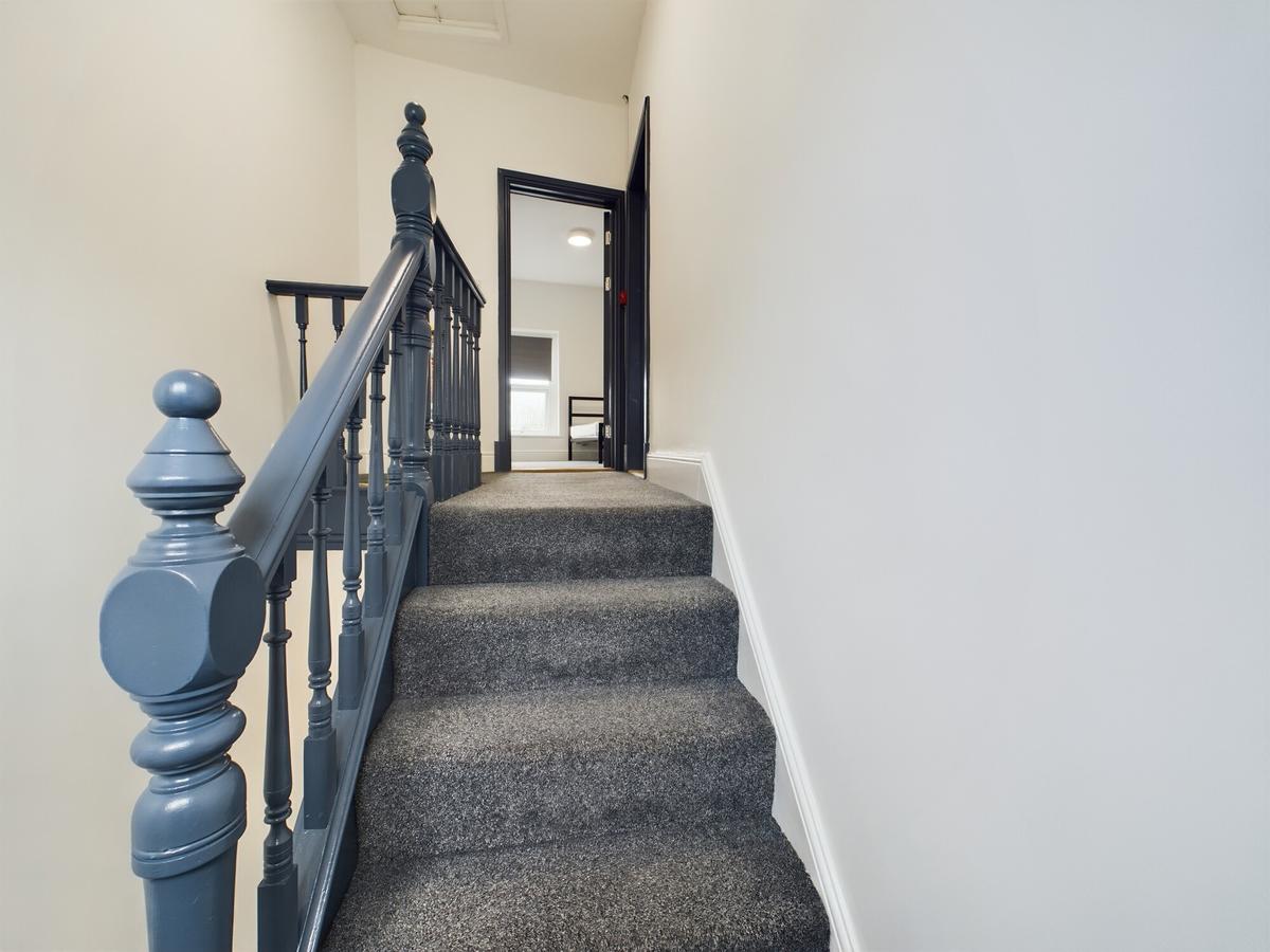 6 bedroom house for rent Bryn Road, Swansea, SA2 0AS UniHomes