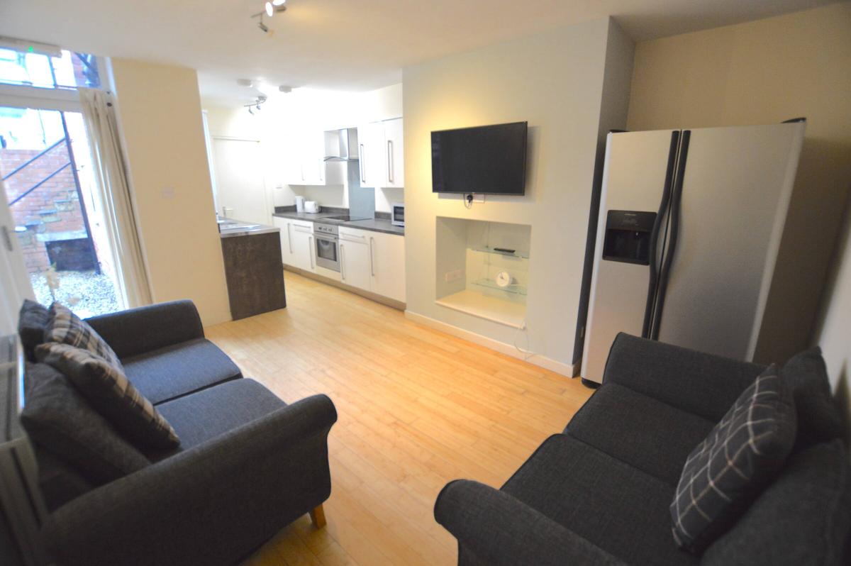 3 bedroom apartment for rent Stannington Place, Newcastle, NE6 5HT