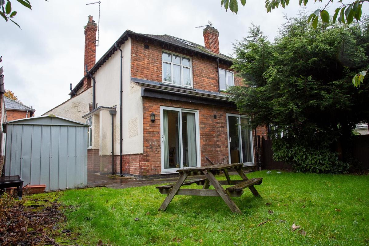 6 bedroom house for rent Radmoor Road, Loughborough, LE11 3BS UniHomes