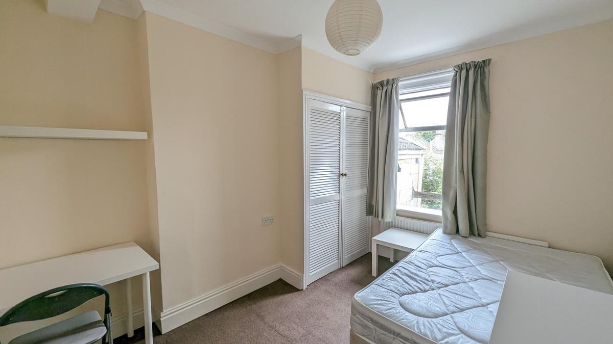 6 bedroom house for rent Brook Road, Bath, BA2 3RS UniHomes