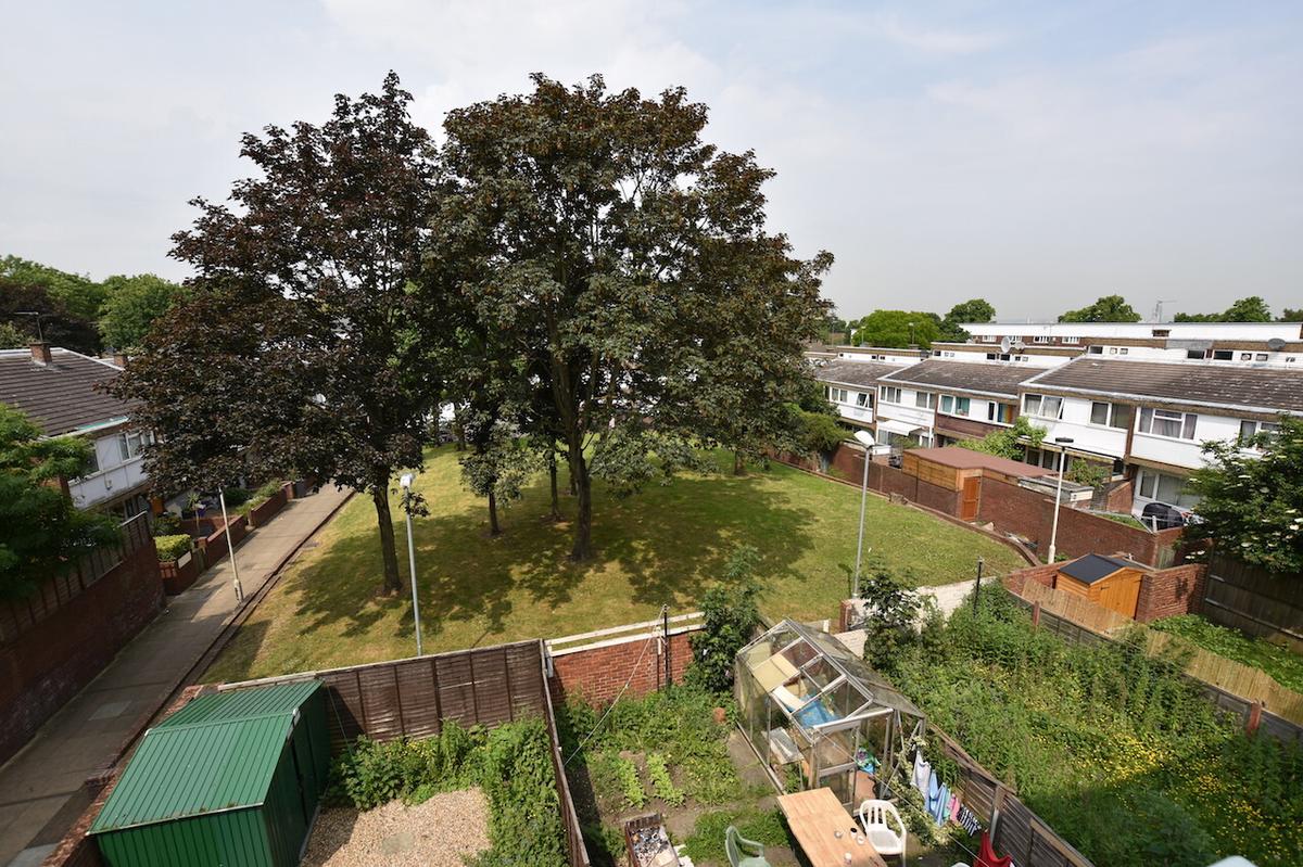 Sw2 3ap 4 bedroom house for rent Abbots Park London, SW2 3QZ | UniHomes