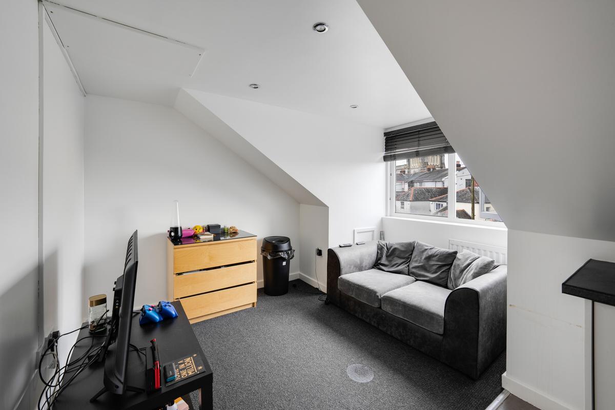 2 bedroom apartment on North Road West, City Centre, Plymouth