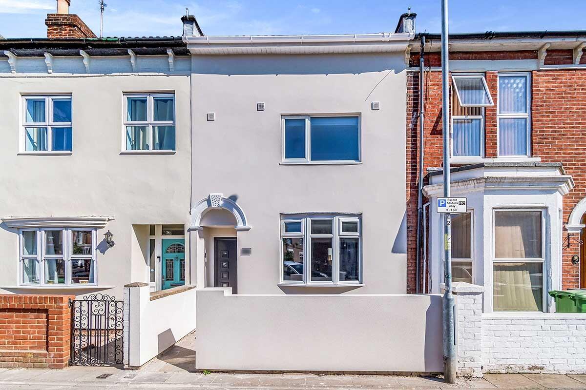 7 bedroom house for rent Fawcett Road Portsmouth, PO4 0LB UniHomes