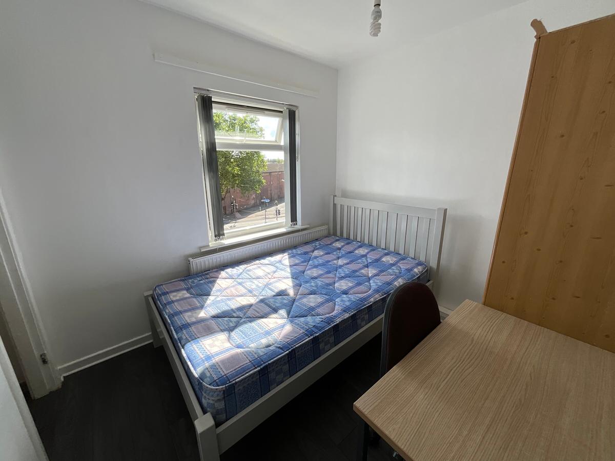 2 bedroom house for rent Park Road, Nottingham, NG7 1JG UniHomes