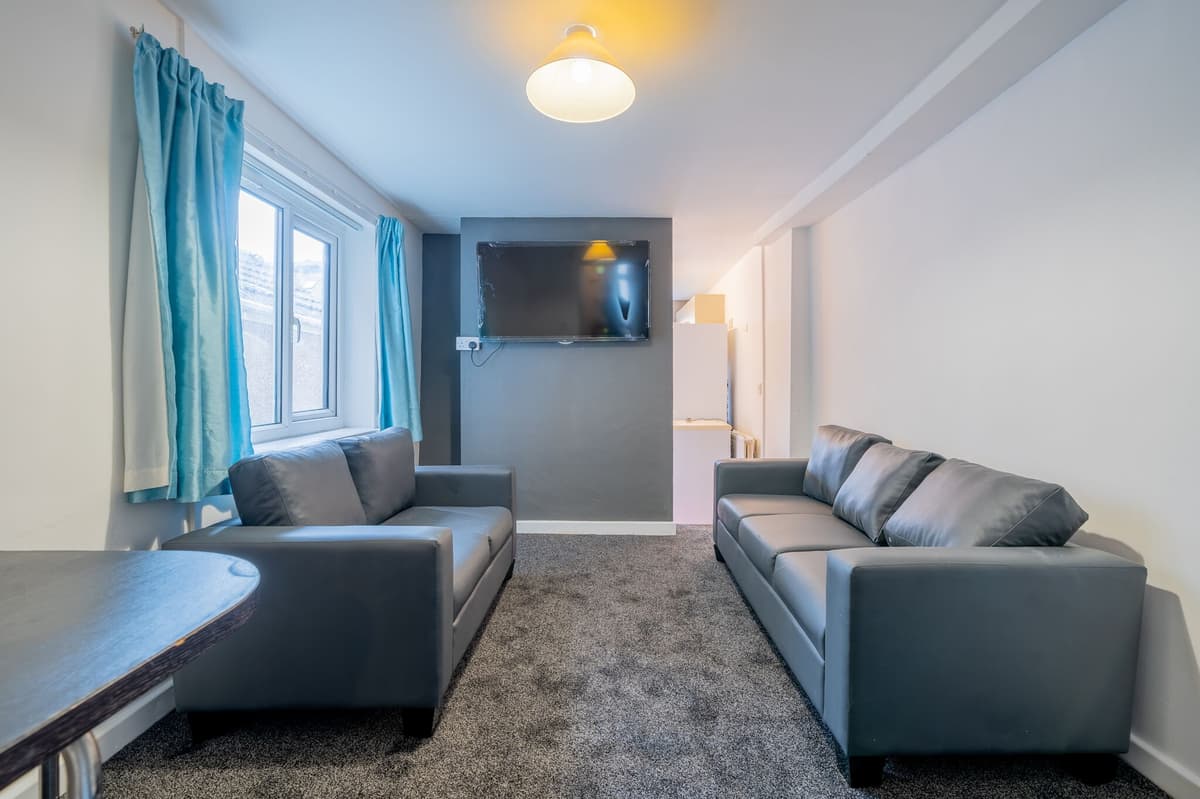5 bedroom house for rent St Helens Avenue, Swansea, SA1 4LZ UniHomes