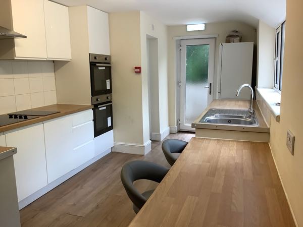 6 bedroom house on Derby Road, Lenton, Nottingham