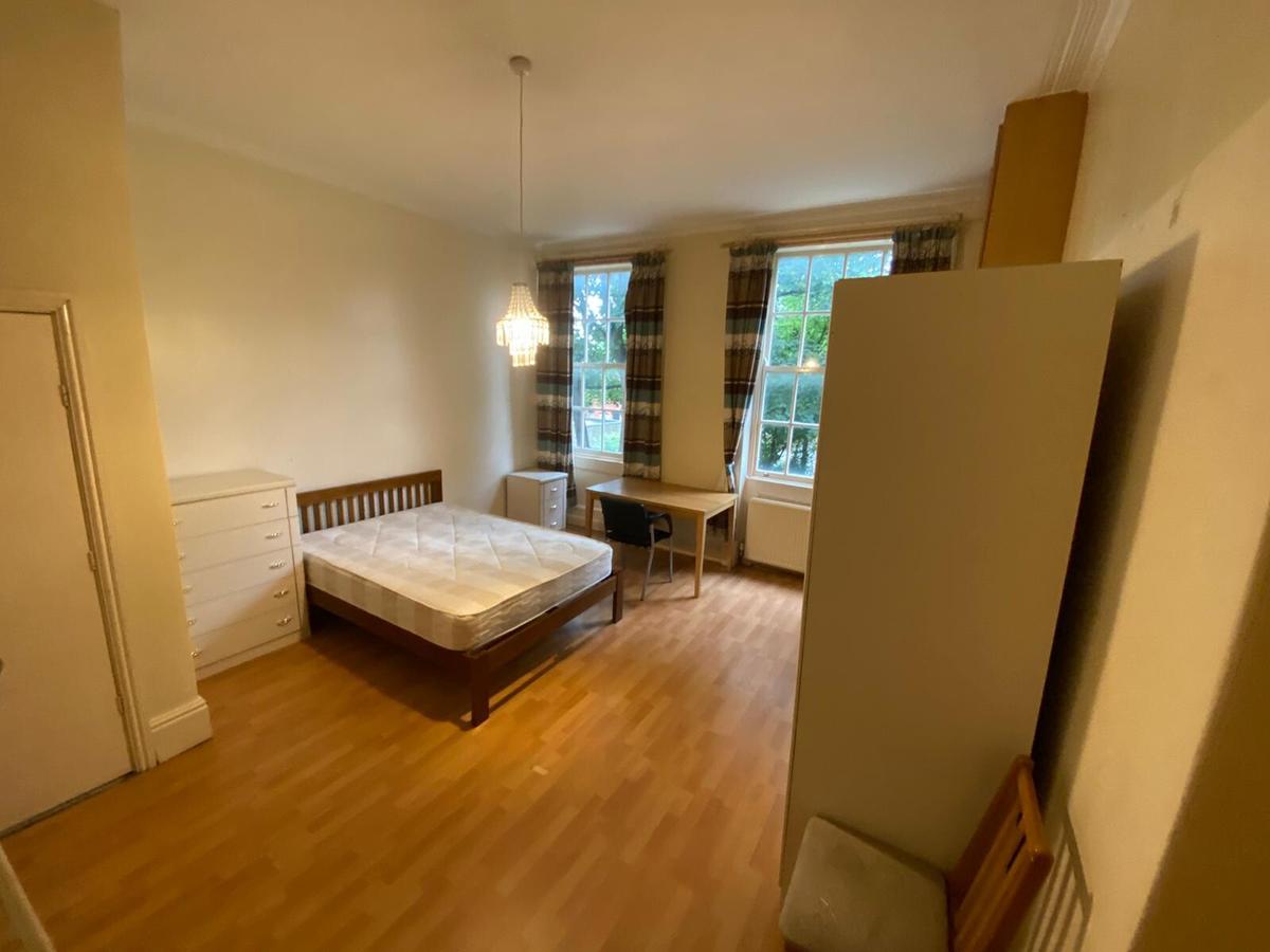 2 bedroom apartment for rent Blenheim Square, Leeds, LS2 9AR UniHomes