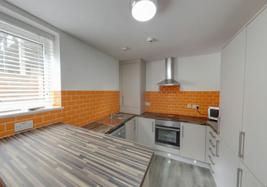 3 bedroom apartment on Clarendon Street, City Centre, Nottingham