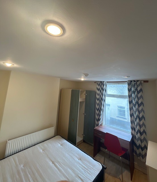 4 bedroom house for rent Fitzroy Street, Cardiff, CF24 4BL UniHomes