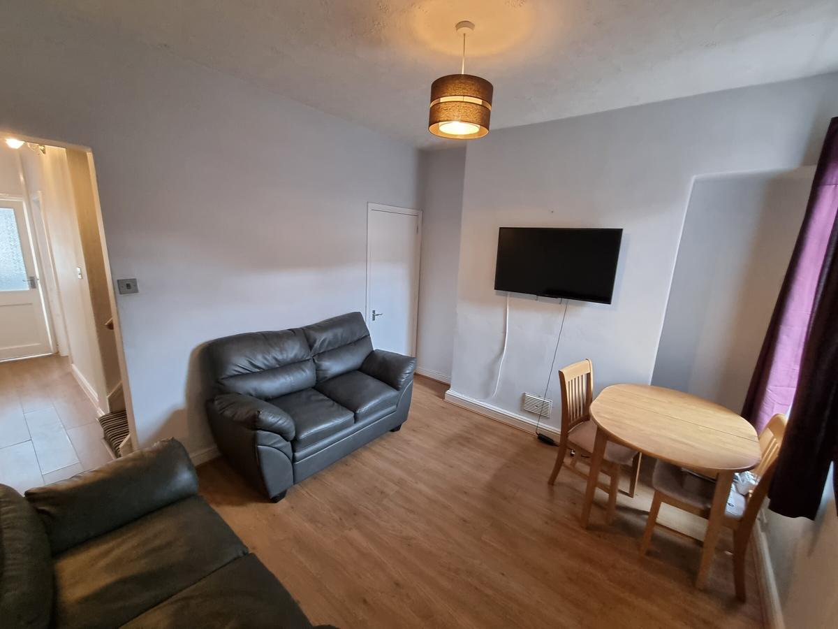 3 bedroom house for rent Baker Street, York, YO30 7AX UniHomes