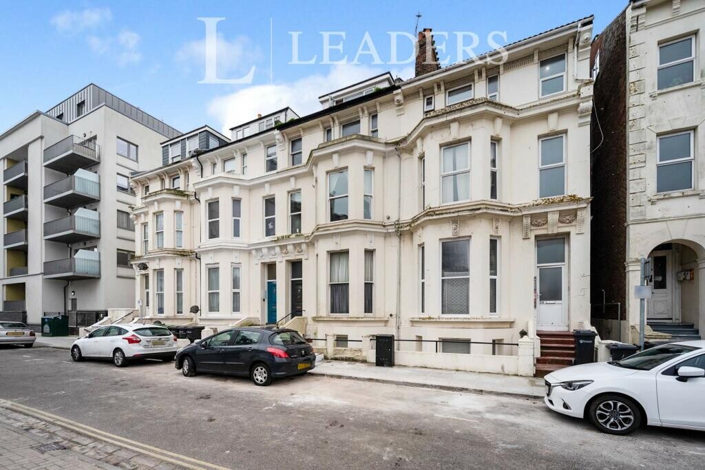 4 bedroom apartment for rent Alhambra Road, Portsmouth, PO4 0RT UniHomes