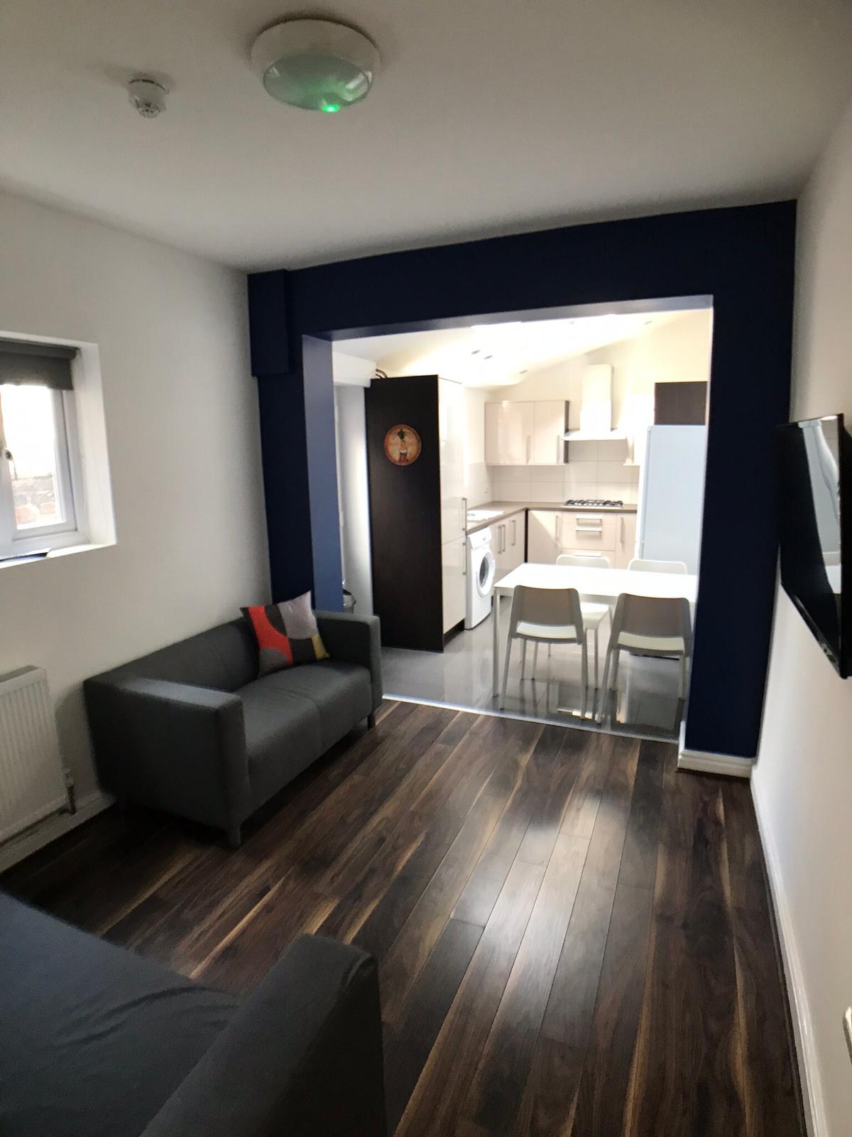 6 bedroom house for rent Ferndale Road Liverpool, L15 3JY UniHomes