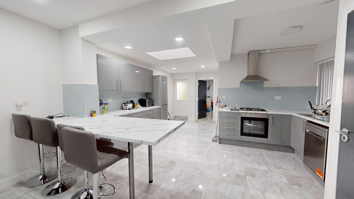 4 bedroom house on Oak Tree Lane, Selly Oak, Birmingham
