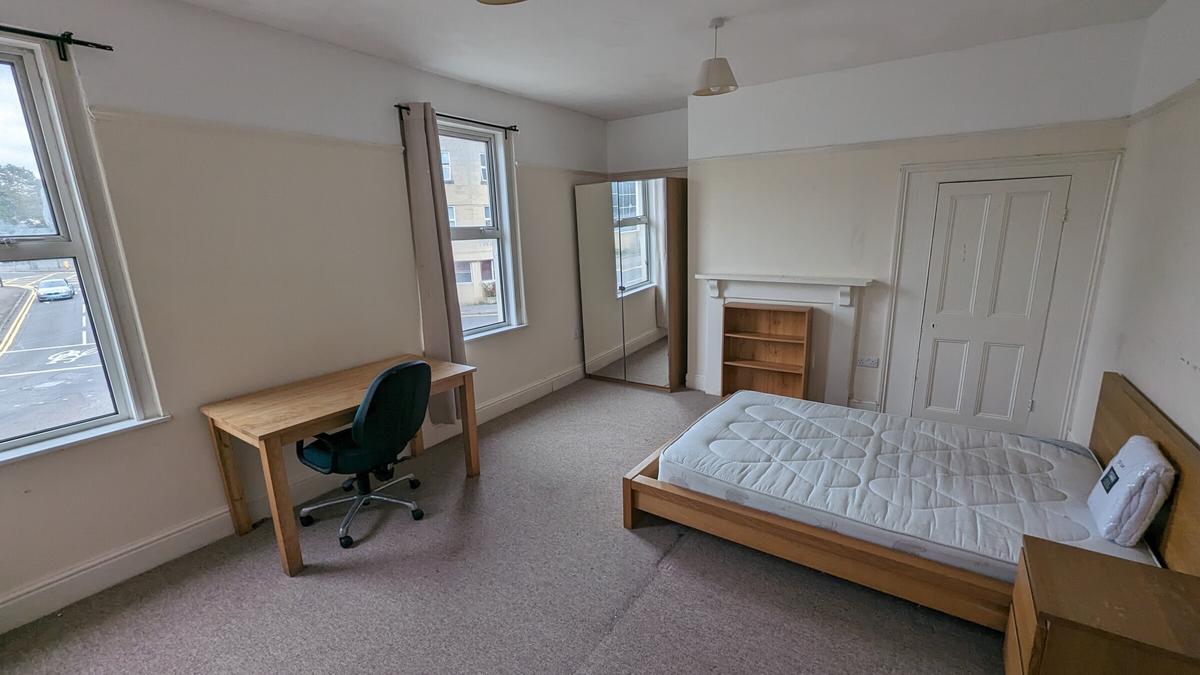 5 bedroom house for rent Lower Bristol Road, Bath, BA2 3BG UniHomes