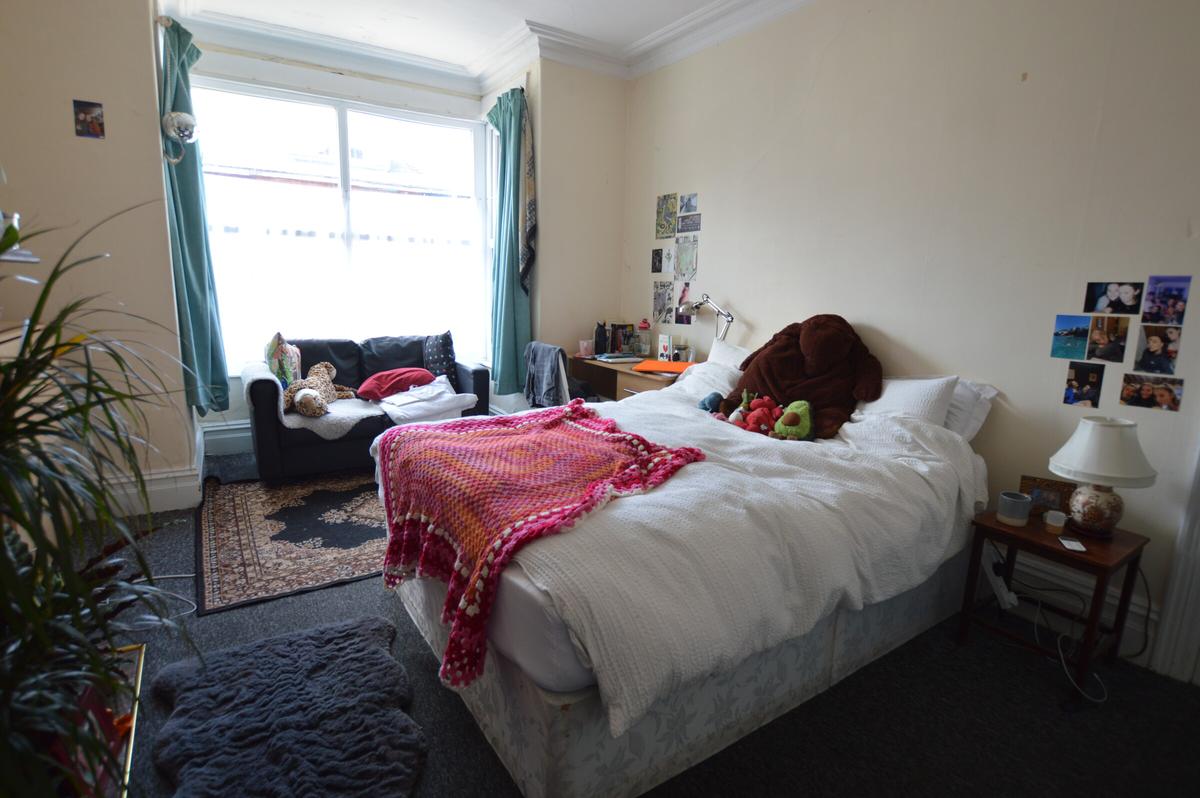 5 bedroom house for rent Brudenell Mount, Leeds, LS6 1HS UniHomes