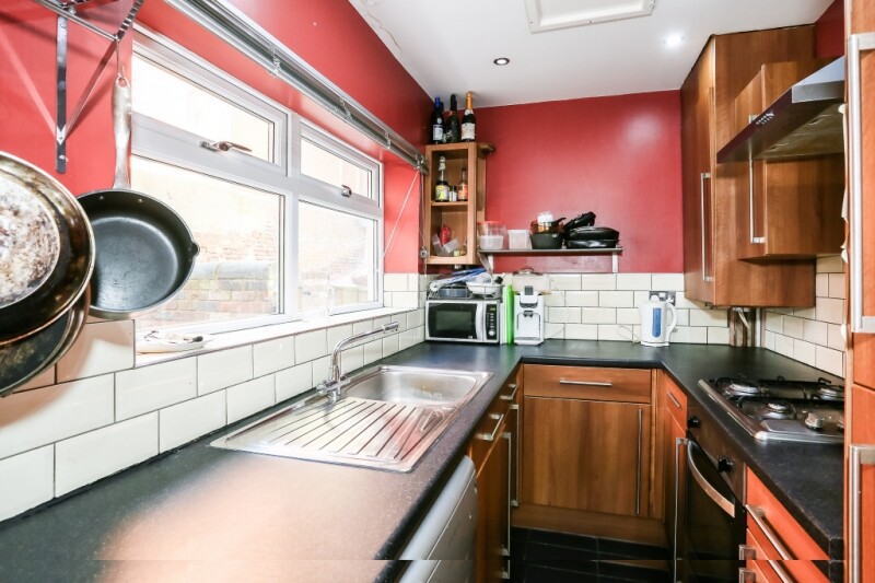 7 bedroom house for rent Kendal Lane, Leeds, LS3 1AY UniHomes