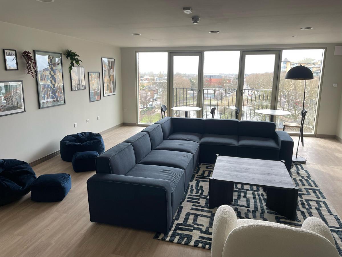 Tw13 1 bedroom studio apartment for rent Victoria Road London, TW13 4FJ ...