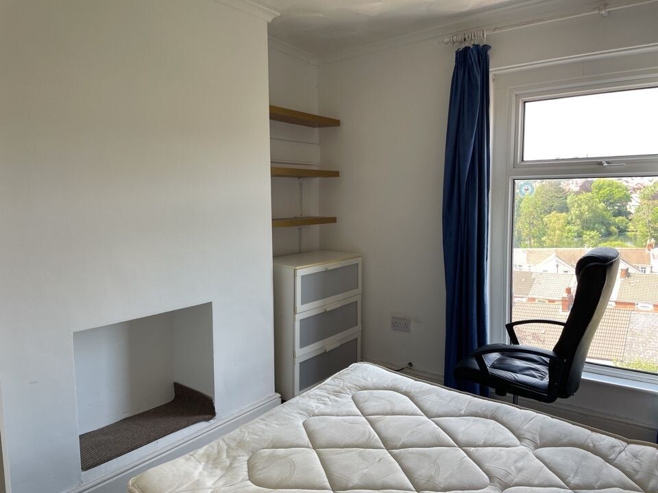 4 bedroom house for rent Waterloo Place Swansea, SA2 0DE UniHomes