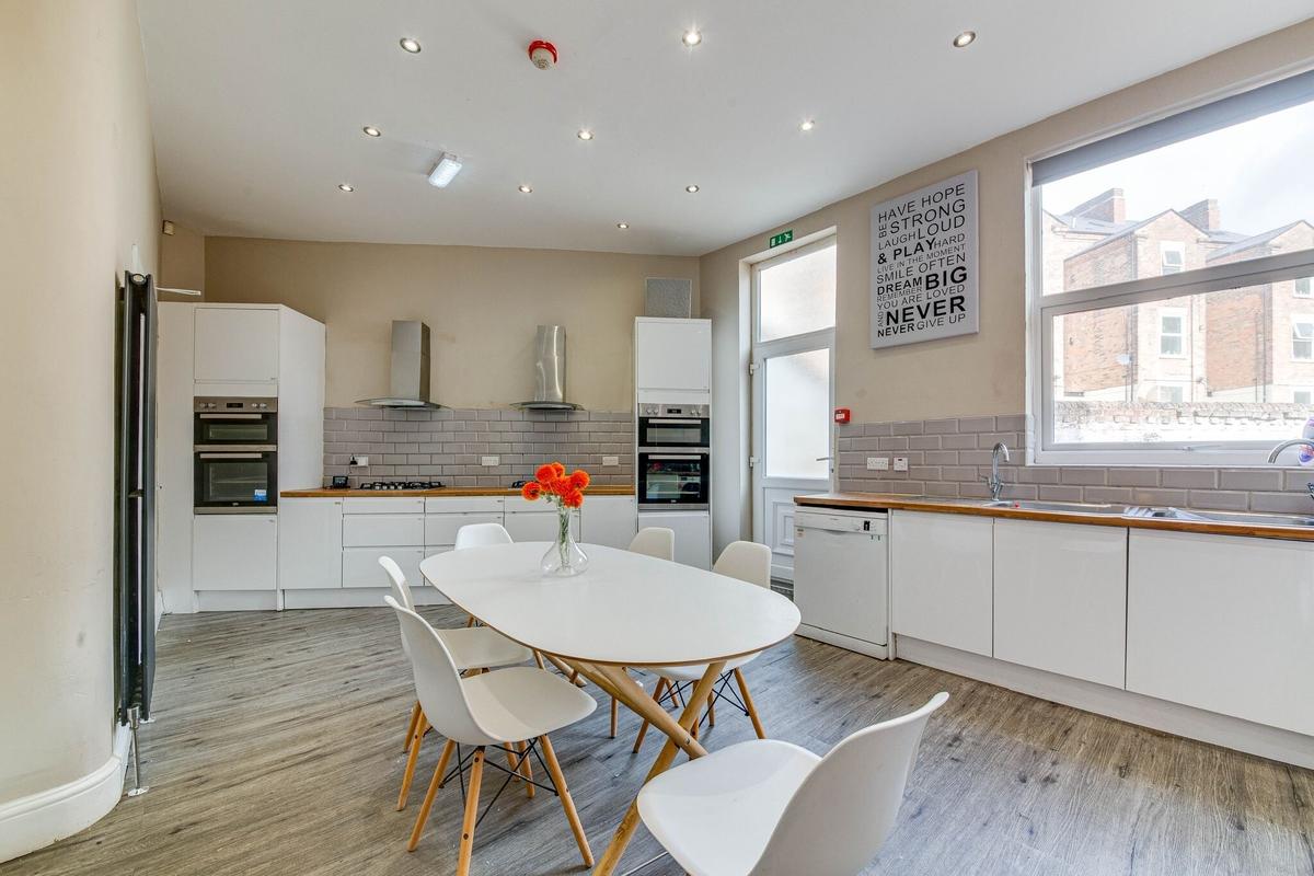 10 bedroom house on Burns Street, Arboretum, Nottingham