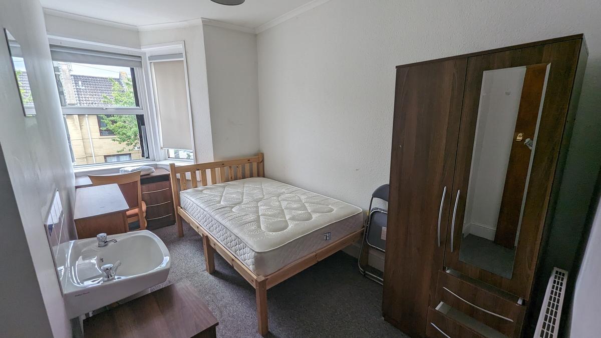 5 bedroom house for rent Triangle North, Bath, BA2 3JB UniHomes