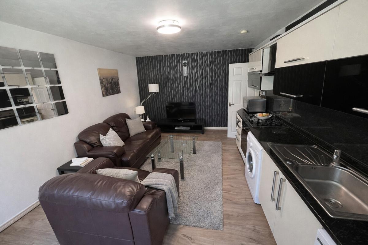 3 bedroom house on The Poplars, Headingley, Leeds
