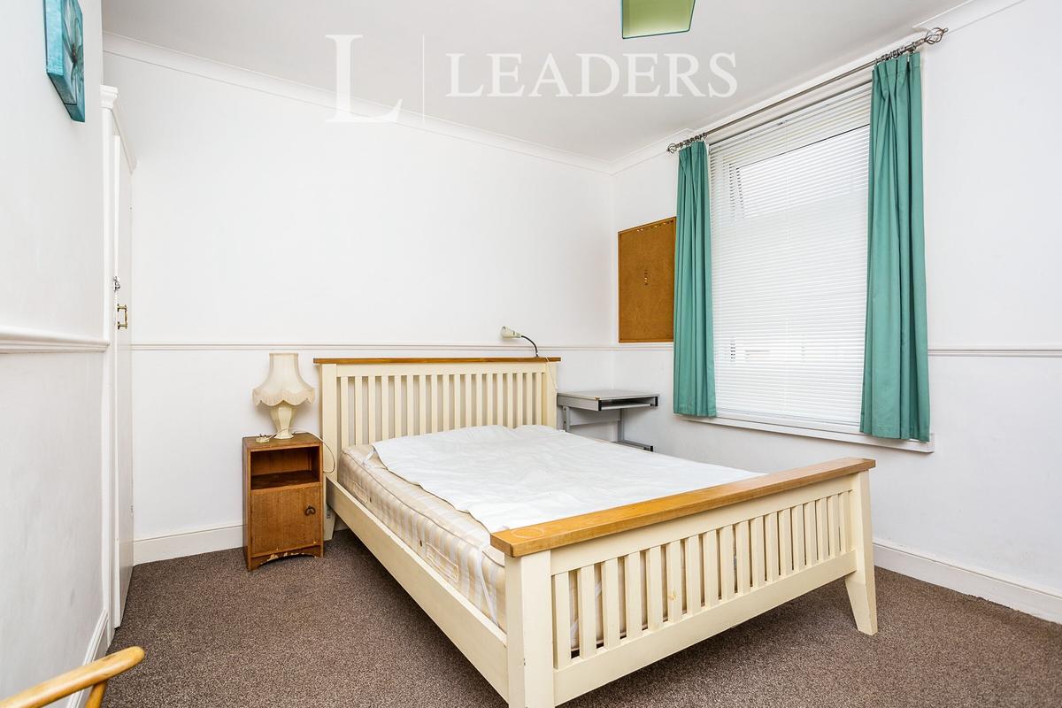 4 bedroom house for rent Napier Road, Portsmouth, PO5 2RA UniHomes