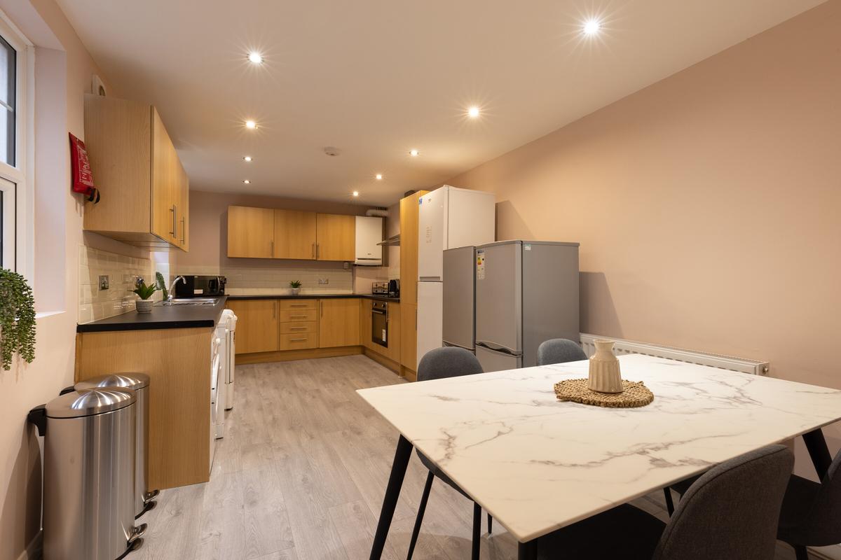 8 bedroom house for rent Westgate House, Newcastle, NE4 6AQ UniHomes