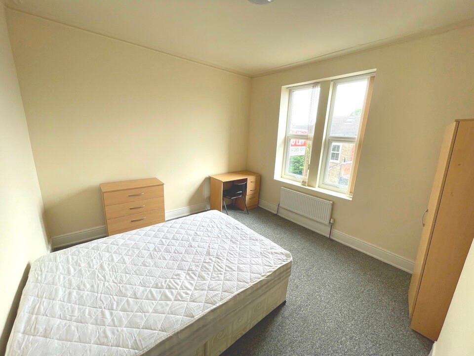 6 bedroom house for rent Crookes Road, Sheffield, S10 5BD UniHomes