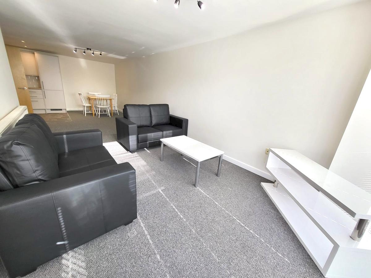 2 bedroom house on Albert Road, Sharrow, Sheffield