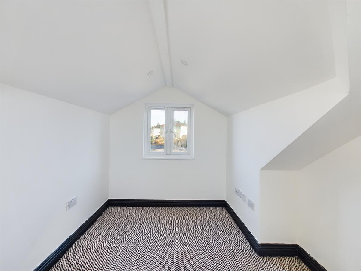 6 bedroom house for rent Monks Park Avenue, Bristol, BS7 0UN UniHomes